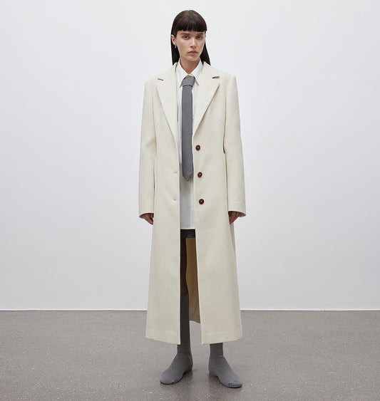 Cappotto con tasche tridimensionali in velluto a coste