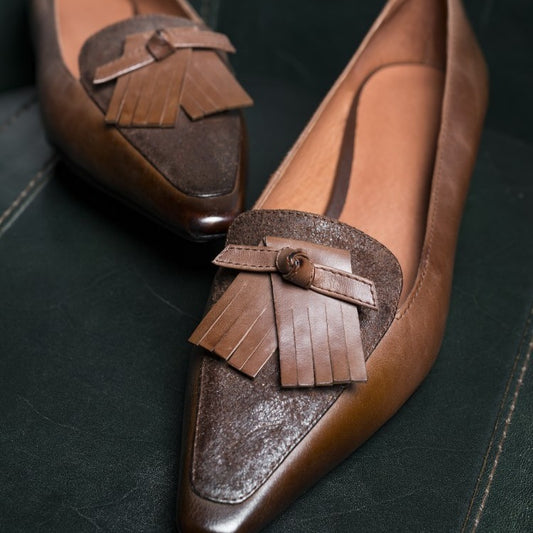 Mocassini bassi retrò in pelle, con tacco spesso