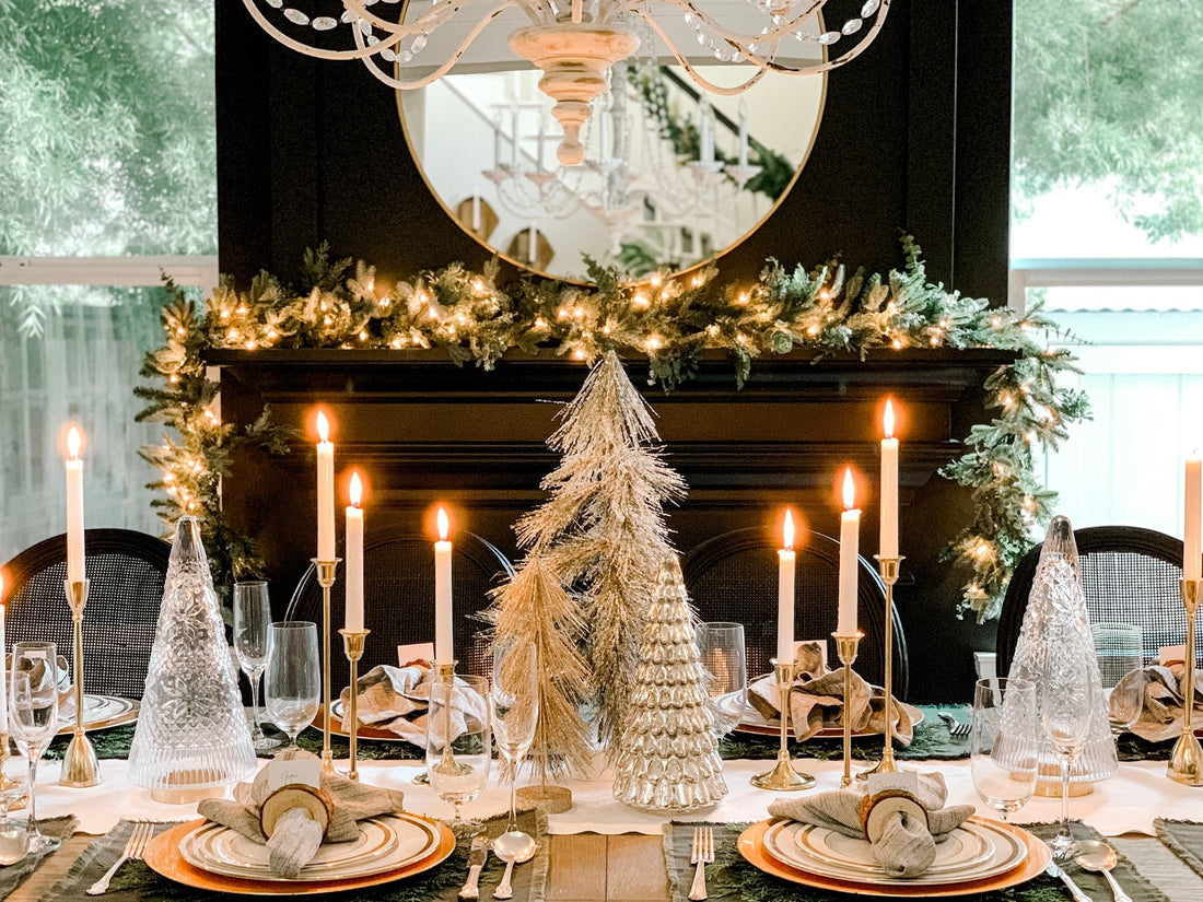 La Tavola di Natale Perfetta: Arte, Atmosfera e Piccoli Incantesimi Domestici