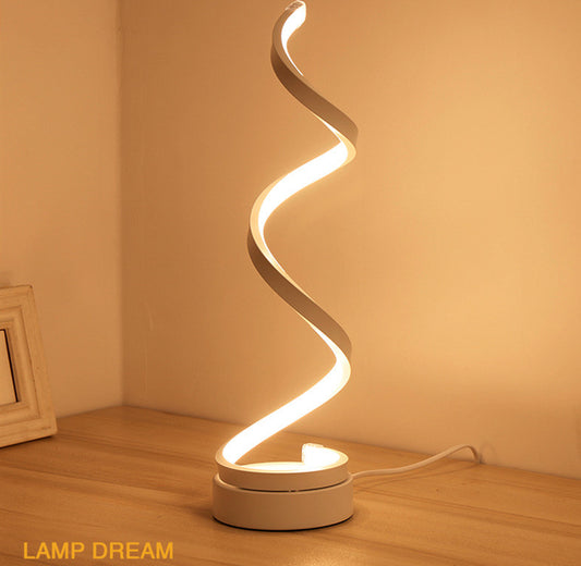 “Aurea Curve – Lampada da Tavolo LED in Metallo & Acrilico”