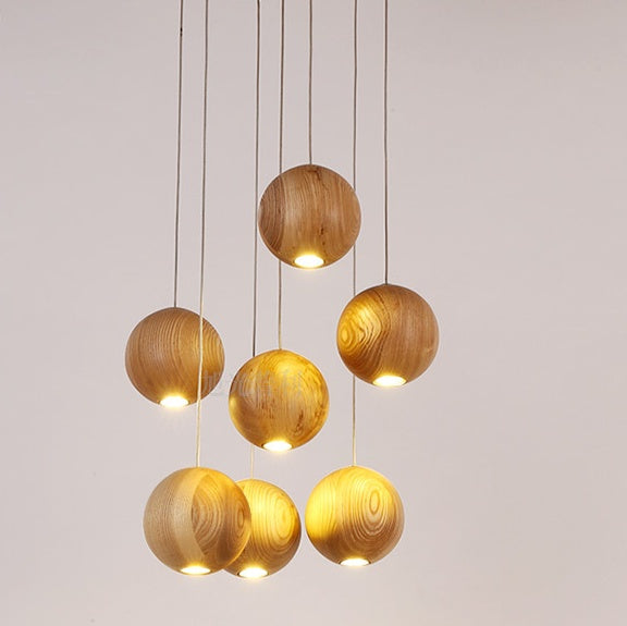 Nordic Wood Drop – Lampada Sospesa in Legno Regolabile