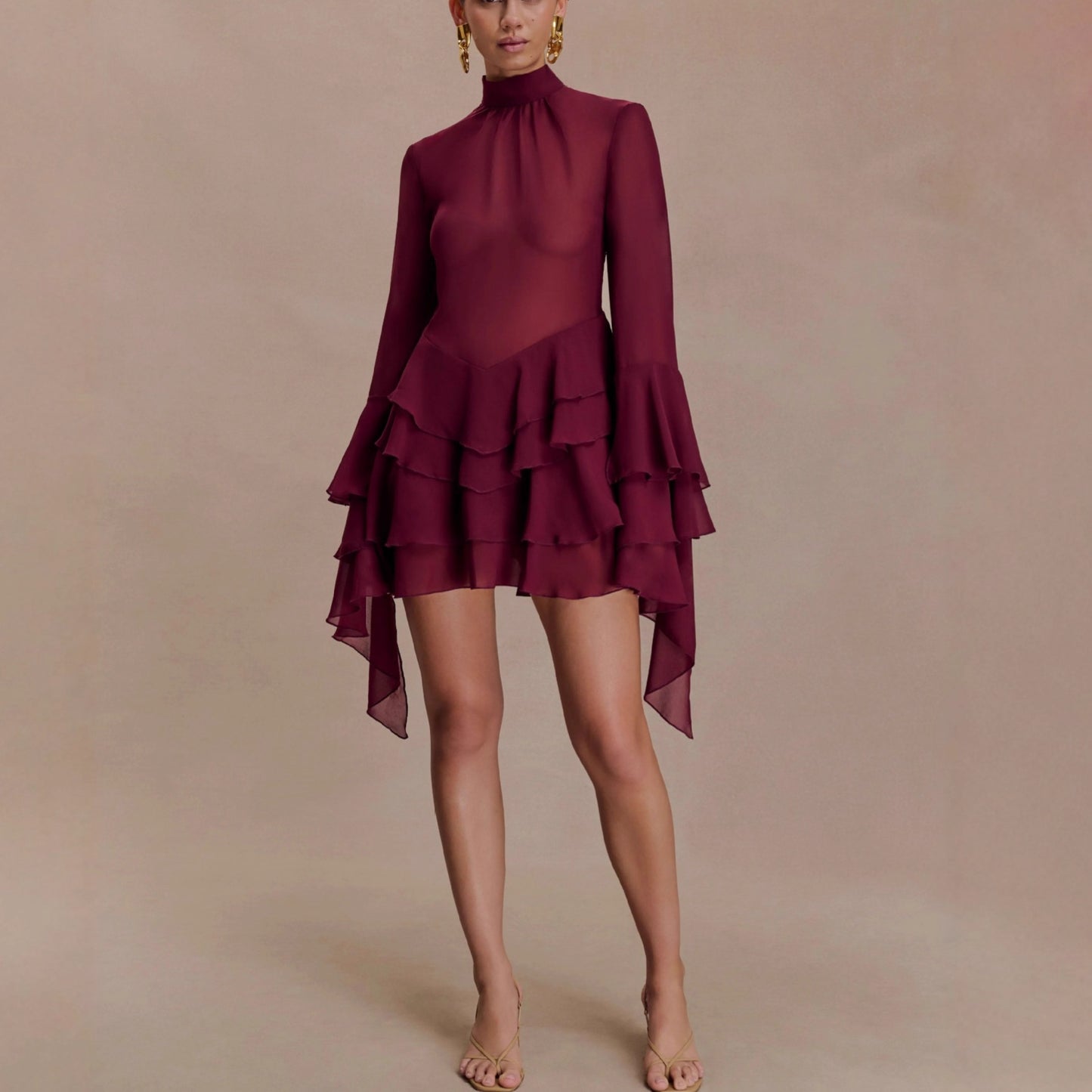 Nuovo elegante abito in chiffon con maniche a tromba