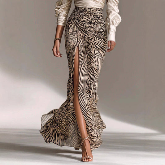 Abito camicia in raso a maniche lunghe