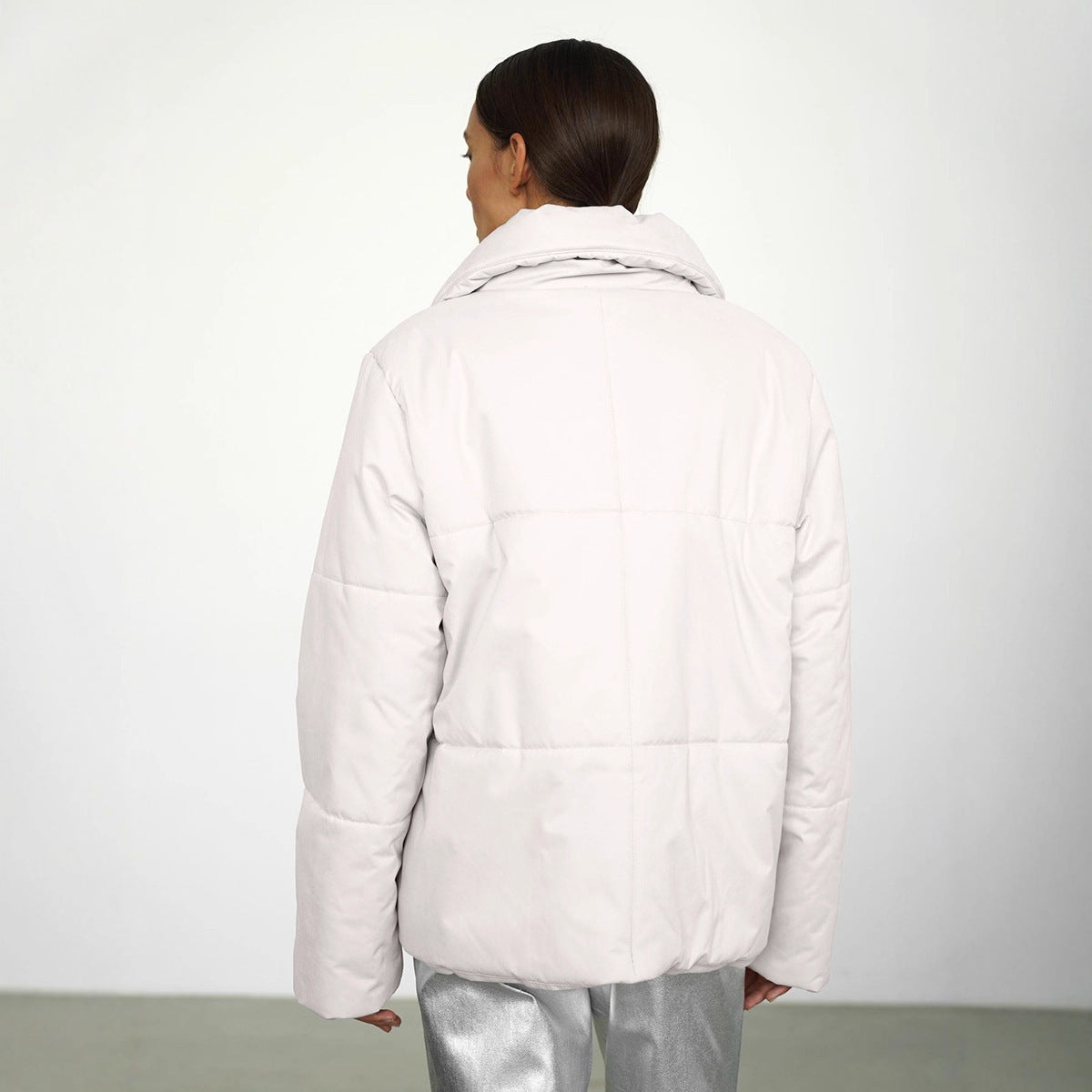 Giacca imbottita in cotone con collo alto caldo e gancio nascosto asimmetrico