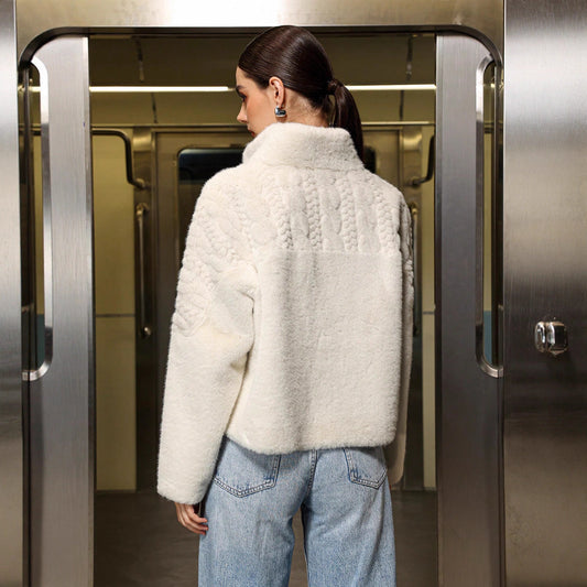 Cappotto corto con collo alto