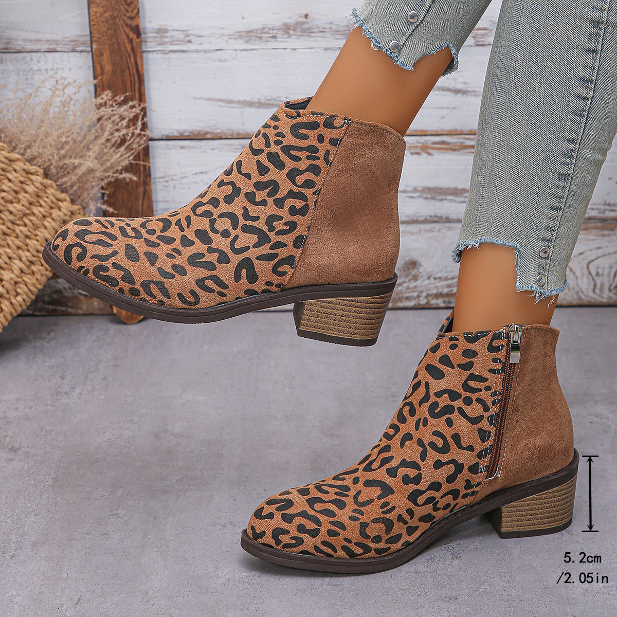 Stivaletti Chelsea con stampa leopardata