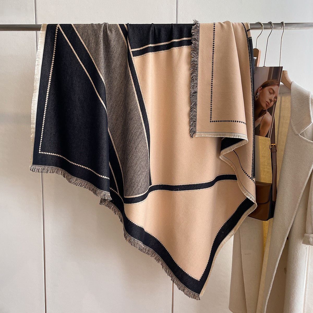 Mantello in poliestere quadrato