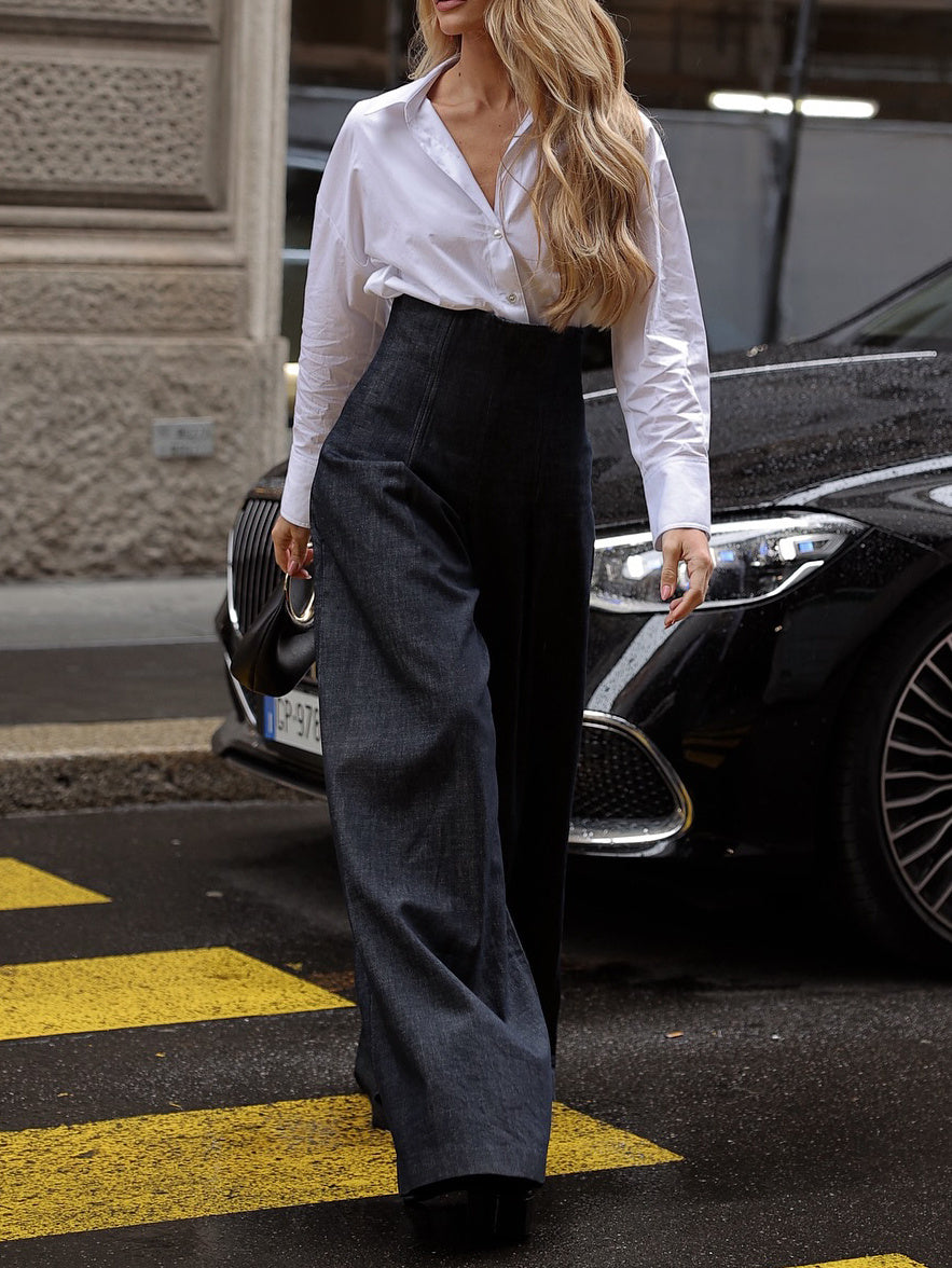 Eleganti jeans a vita alta e gamba larga