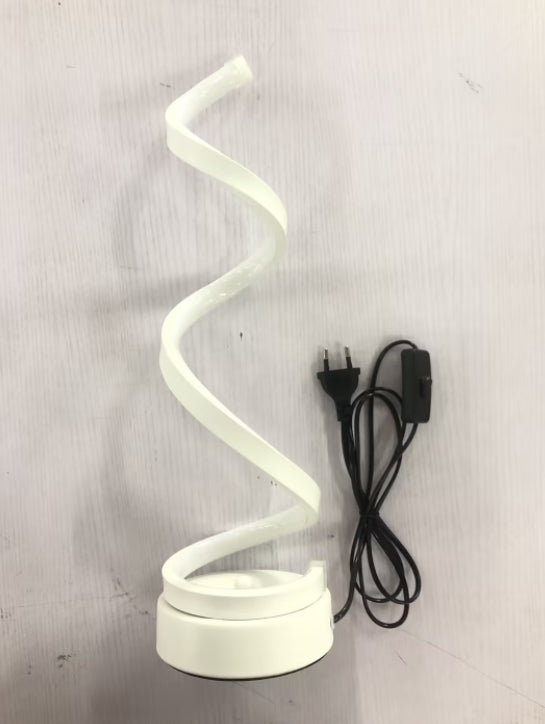“Aurea Curve – Lampada da Tavolo LED in Metallo & Acrilico”