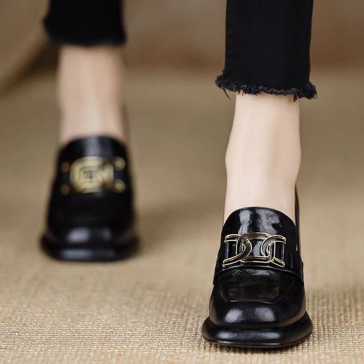 Scarpe con tacco a spillo in stile britannico, con punta tonda e fondo spesso