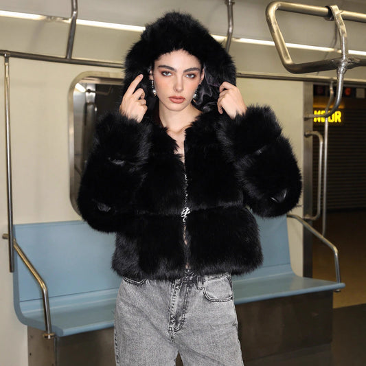 Giacca corta in pelliccia sintetica