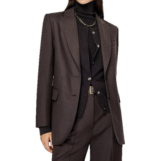 Abito in lana pettinata di colore puro