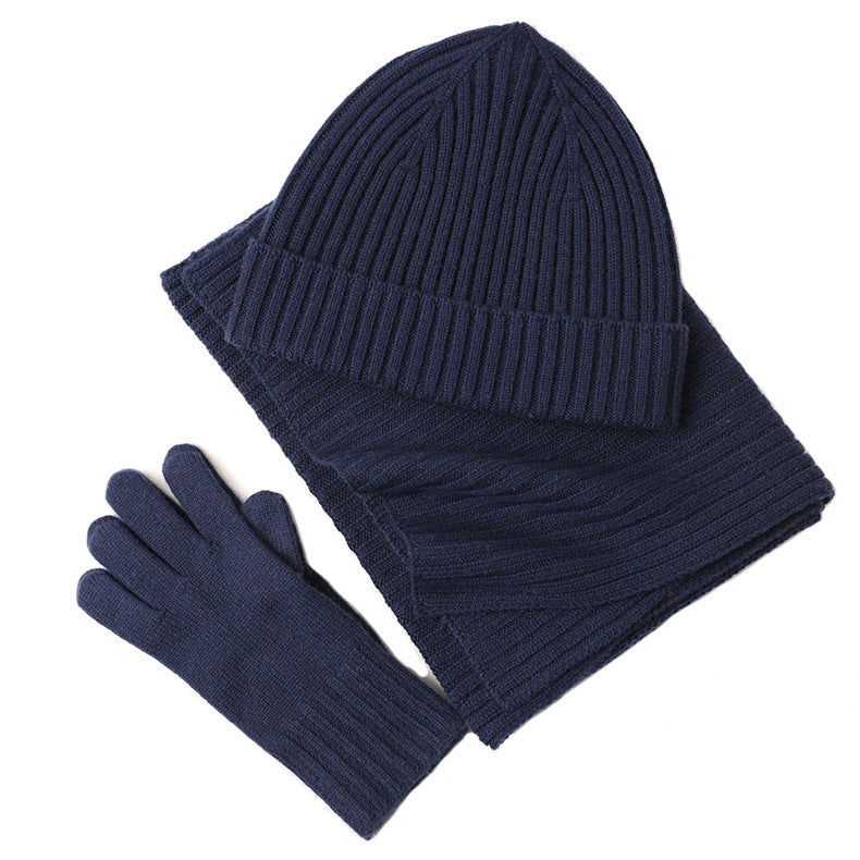 Set di tre pezzi di sciarpa, cappello e guanti in lana