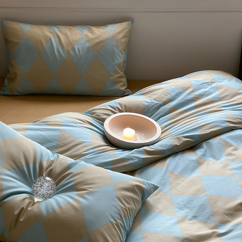 Copripiumino e lenzuolo da letto a quattro pezzi