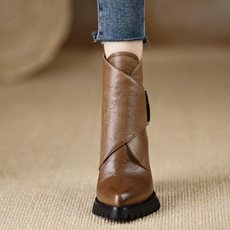 Stivali da donna con tacco robusto e fodera in velluto – Chiusura in velcro