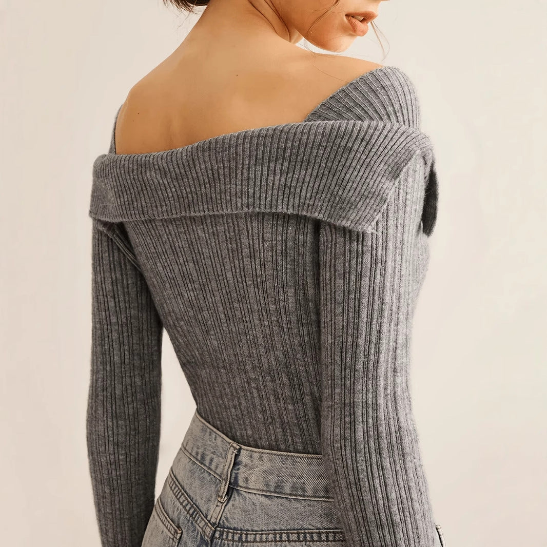 Maglione elegante con scollo ampio