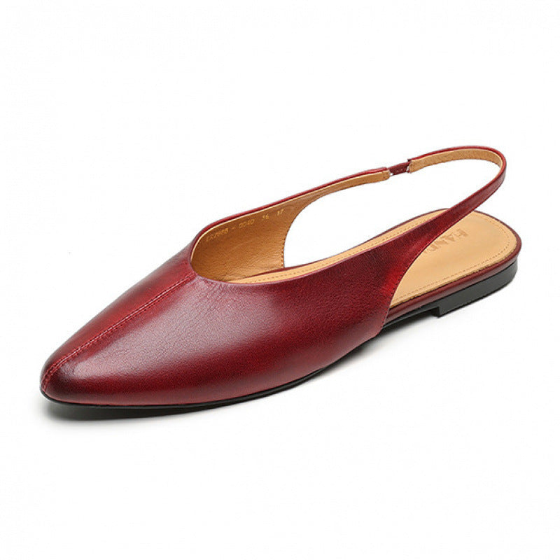 Scarpe da donna a punta in pelle traforata con tomaia bassa