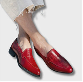 Scarpe da donna con tacco basso e punta